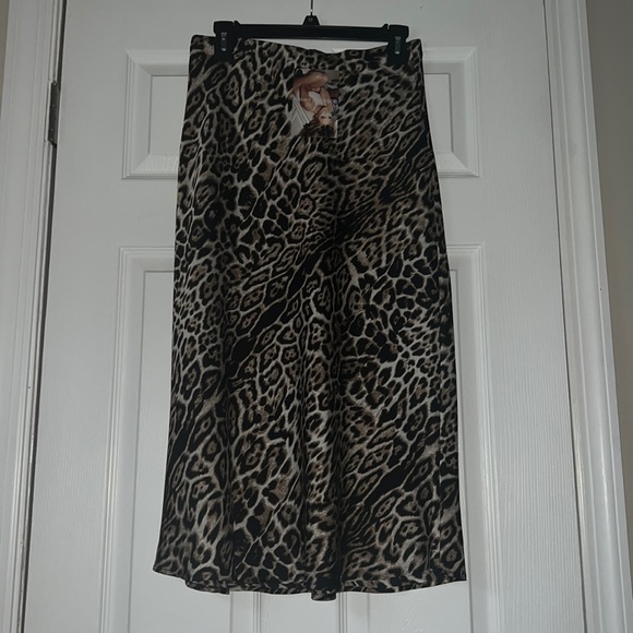 naked wardrobe Dresses & Skirts - NWT NAKED WARDROBE ANIMAL PRINT SKIRT SIZE M